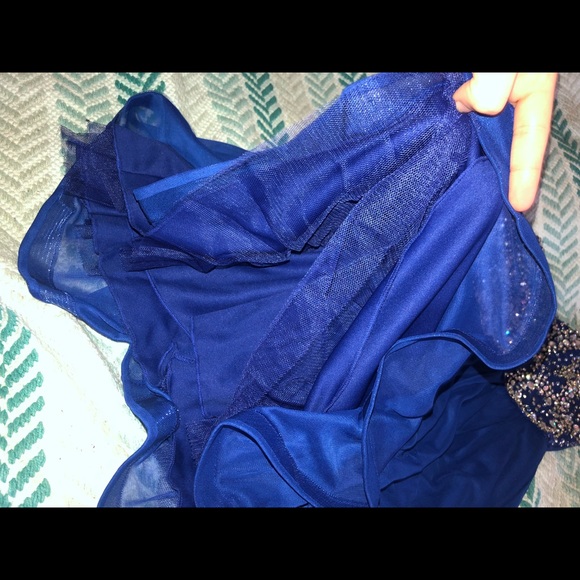 Prom dress - Picture 3 of 8